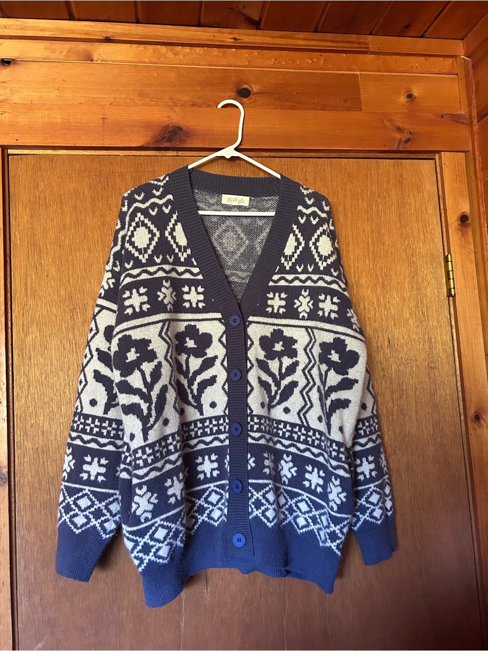 Listicle Navy & Cream Fair Isle Women's Cardigan